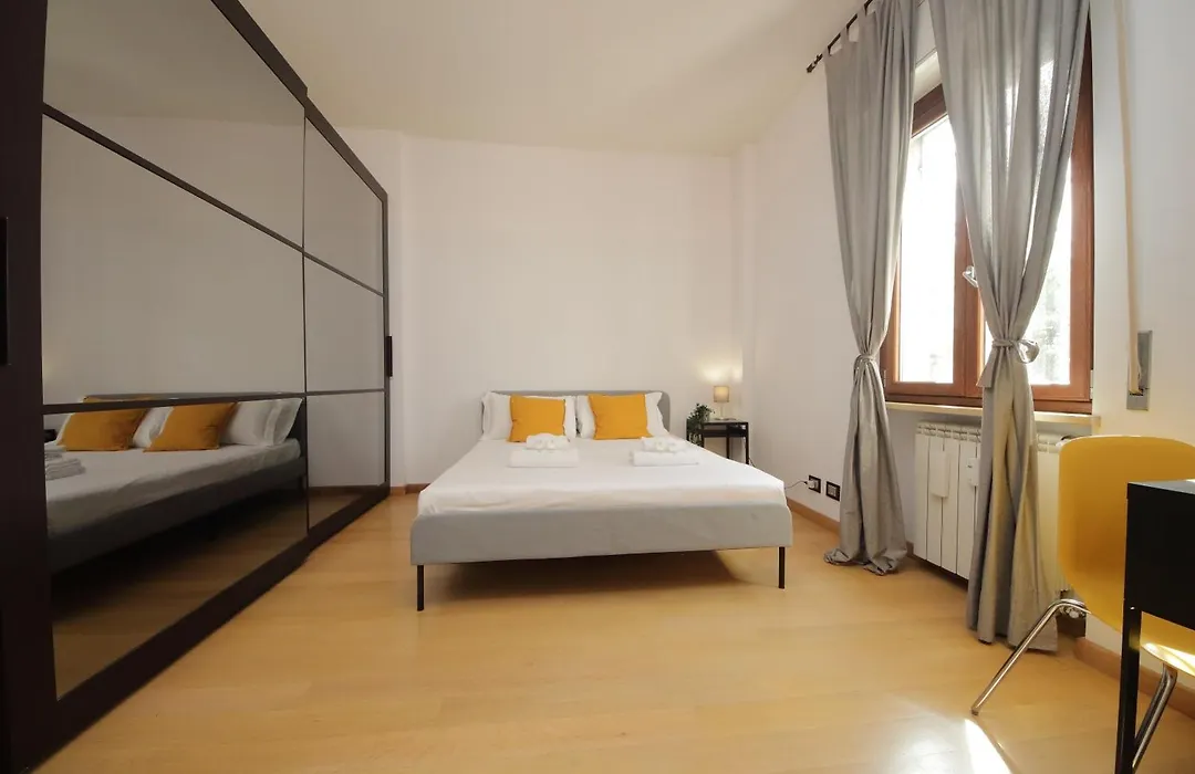Cozy&comfy apartment in Piramide metro stop-1
