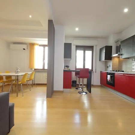 Cozy&comfy apartment in Piramide metro stop-3